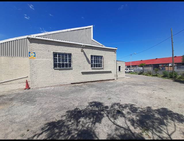 1,695M² BUILDING SOLD IN ATHLONE